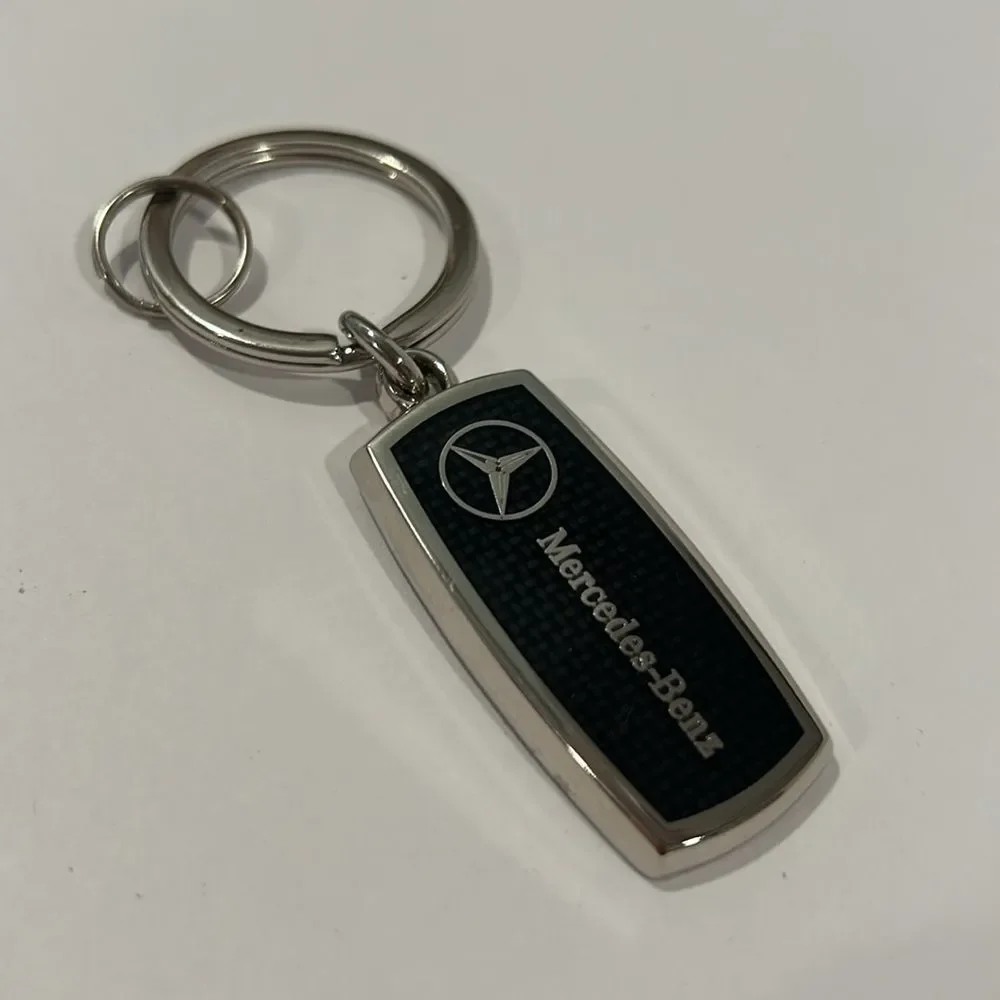 NWOT Mercedes-Benz Silver Key Chain - Picture 2 of 5